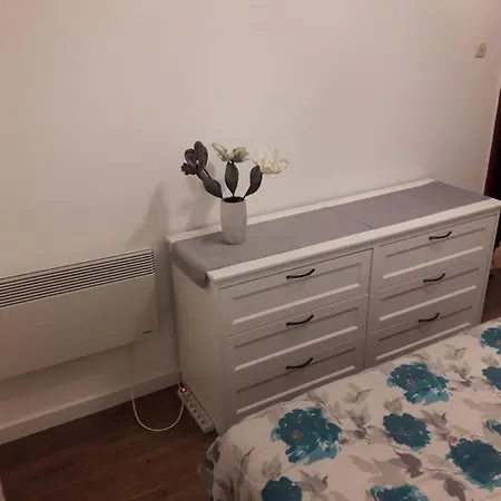 Apartman Beti Apartment